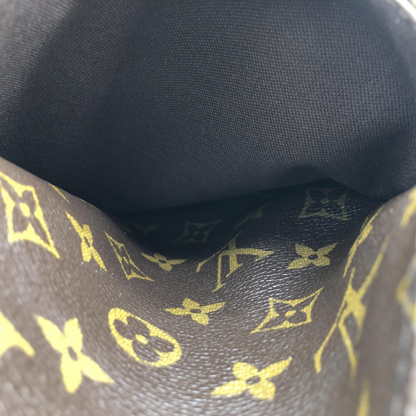 Louis Vuitton Monogram Canvas Menilmontant MM